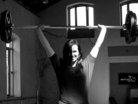 Funktionales Fitnesstraining, Pushpress, Krafttraining, Frauen und Fitness