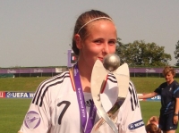 Vivien Beil, Fussballer, Fussball, Fussballerin, FF USV Jena, Nationalspielerin